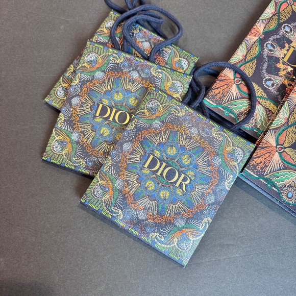 Set of five (5) Dior Holiday Luminere 2020 Gift bags, Unused - Picture 3 of 10